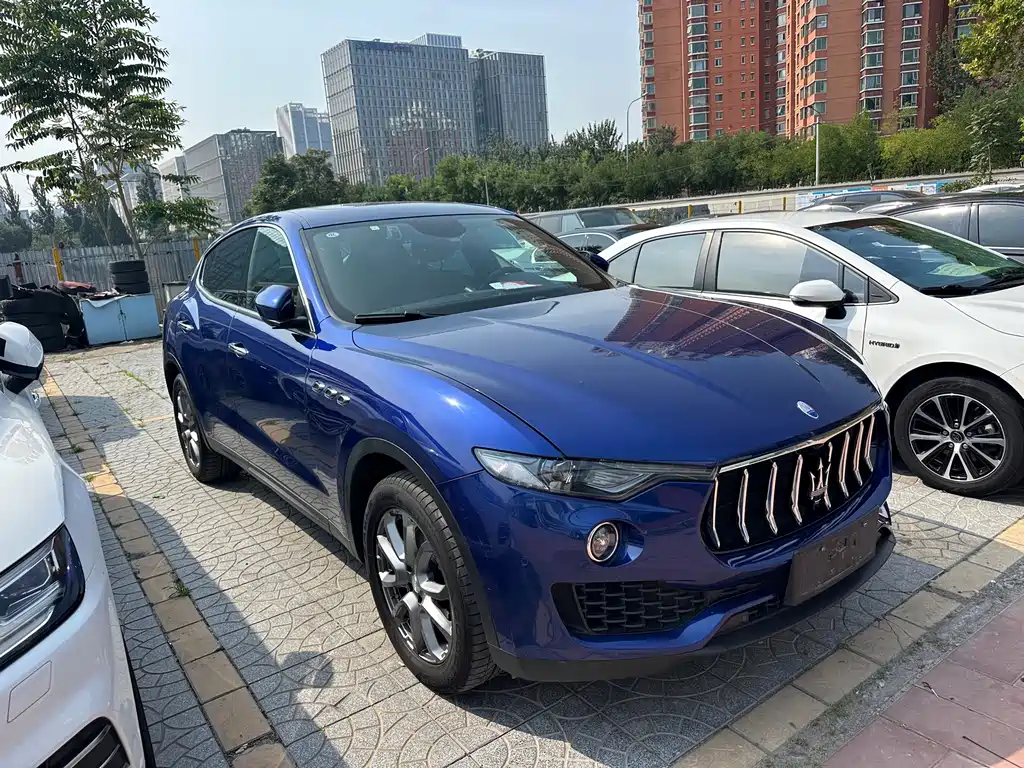 Maserati Levante — миниатюра 3