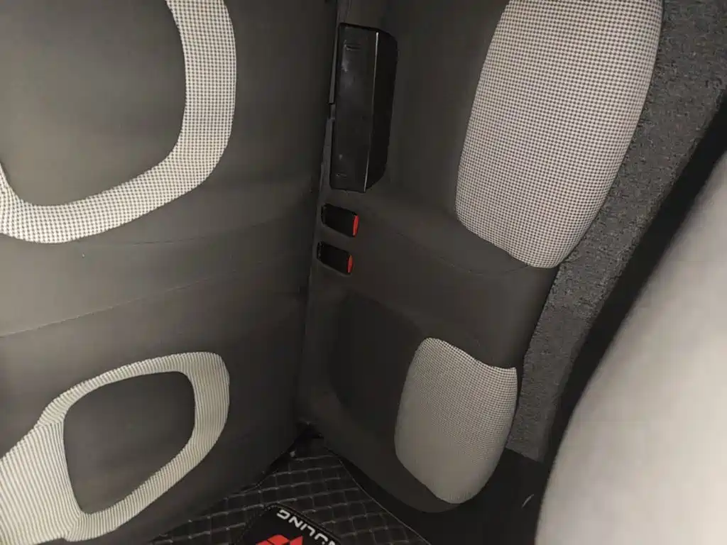 Wuling MINIEV — миниатюра 17