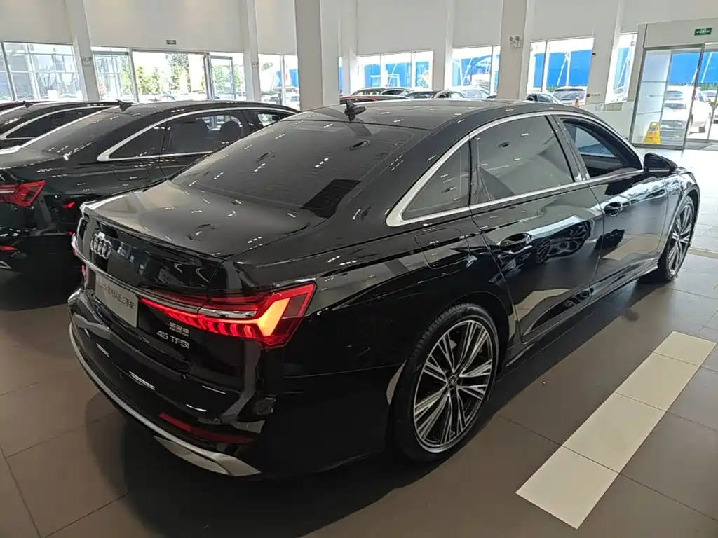 Audi A6L — миниатюра 7