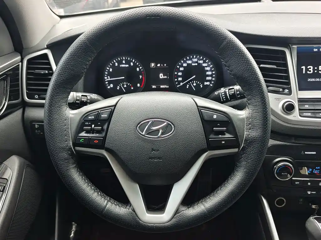 Hyundai Tucson — миниатюра 9