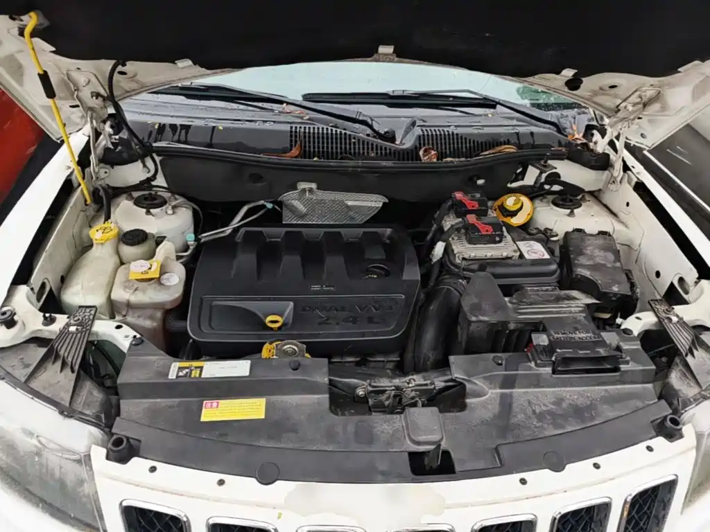 Jeep Compass (Import) — миниатюра 20