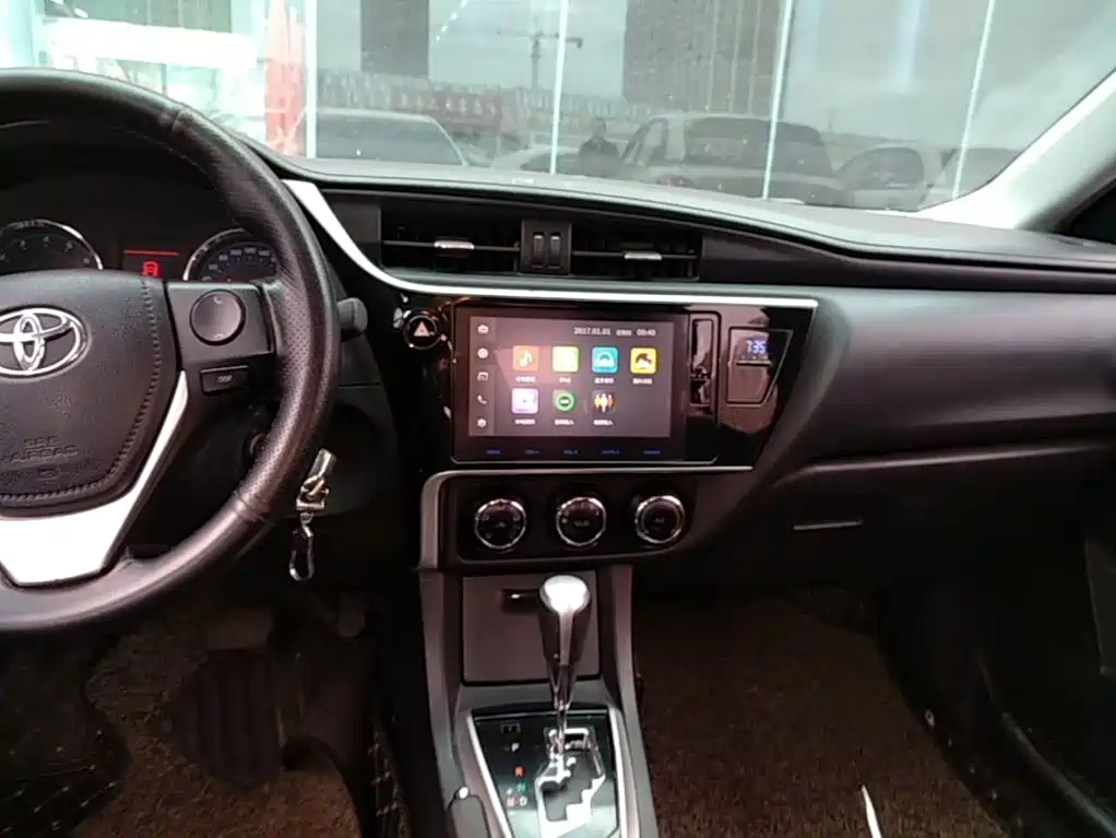 Toyota Corolla — миниатюра 13