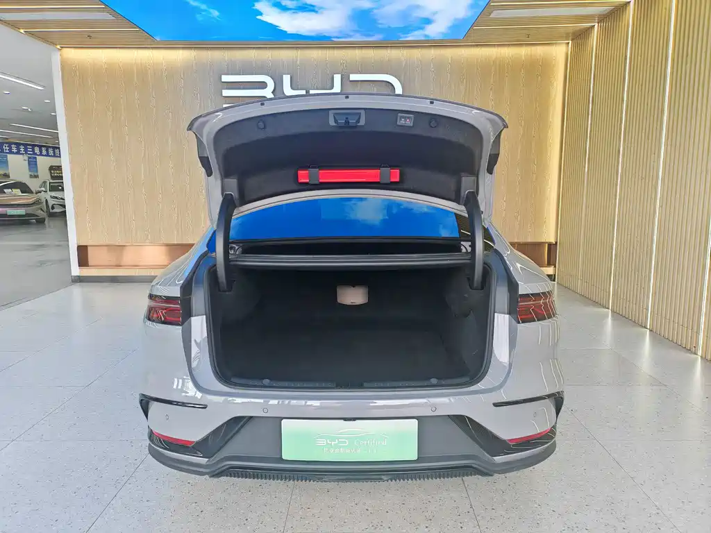 BYD Han — миниатюра 14