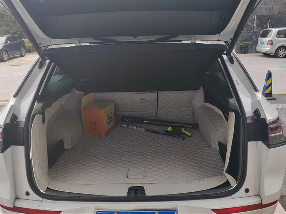 Volkswagen Tavendor 2023 380TSI R-Line