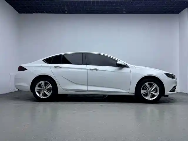 Buick Regal — миниатюра 4
