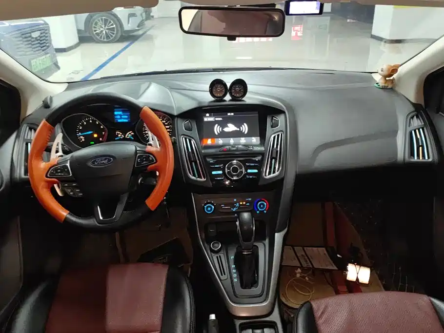 Ford Focus — миниатюра 12