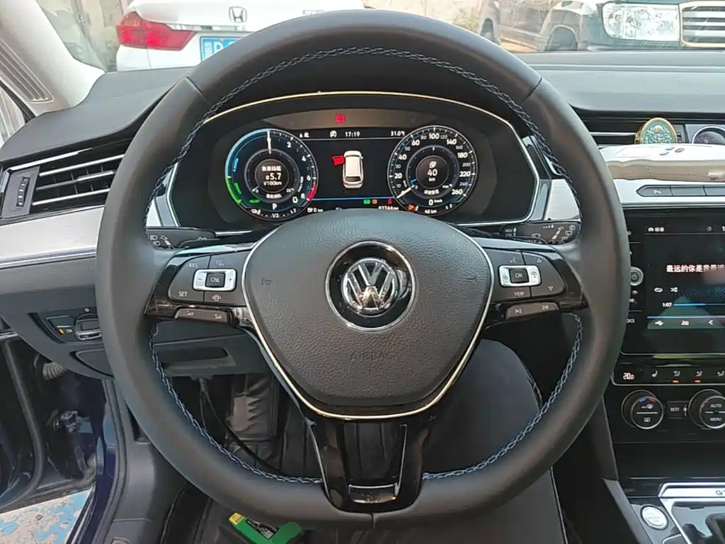 Volkswagen Viloran New Energy — миниатюра 11