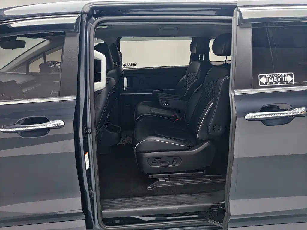 Hyundai Custo — миниатюра 16