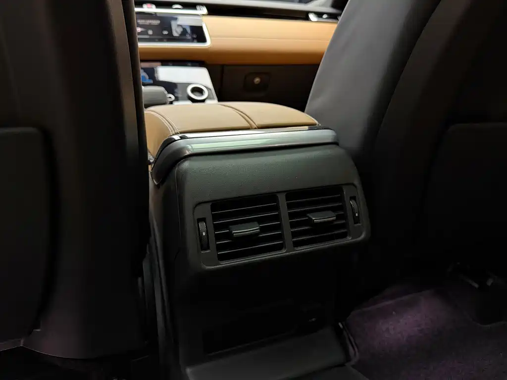 Land Rover Velar — миниатюра 16