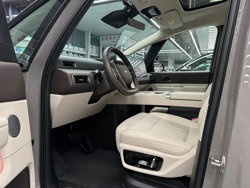 Li Auto Li MEGA — миниатюра 9