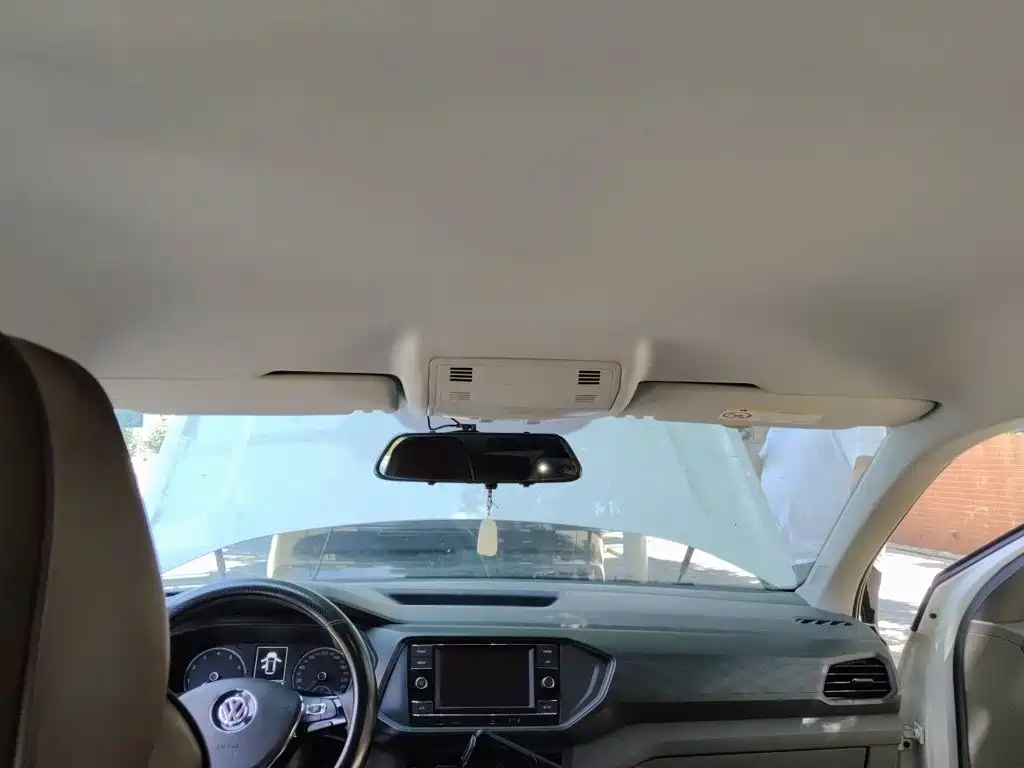 Volkswagen T-Cross — миниатюра 14