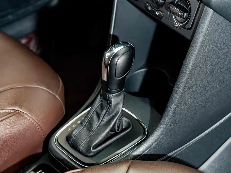 Volkswagen Polo — миниатюра 18
