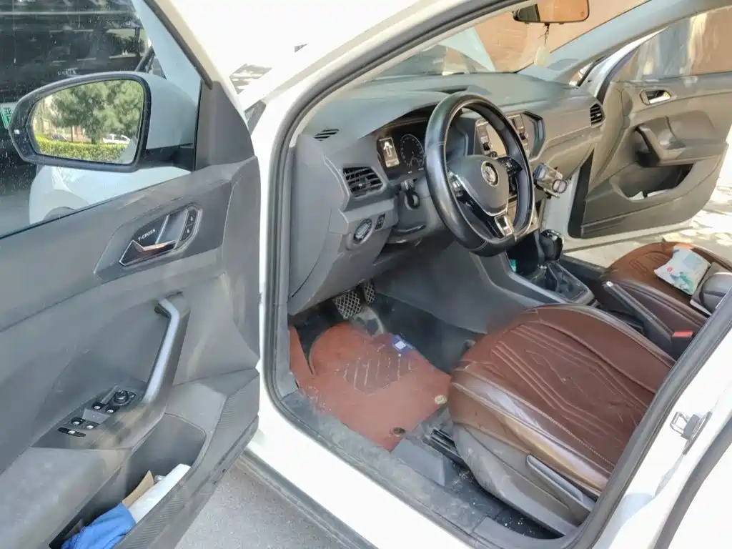 Volkswagen T-Cross — миниатюра 12