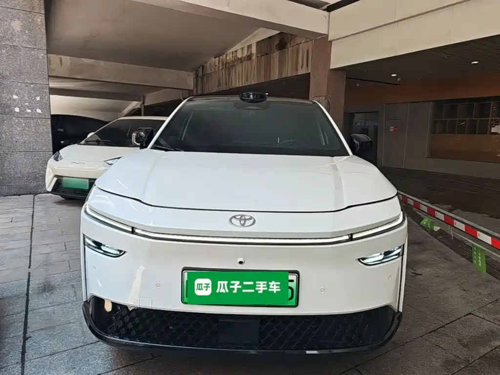 Toyota bZ3X — миниатюра 3