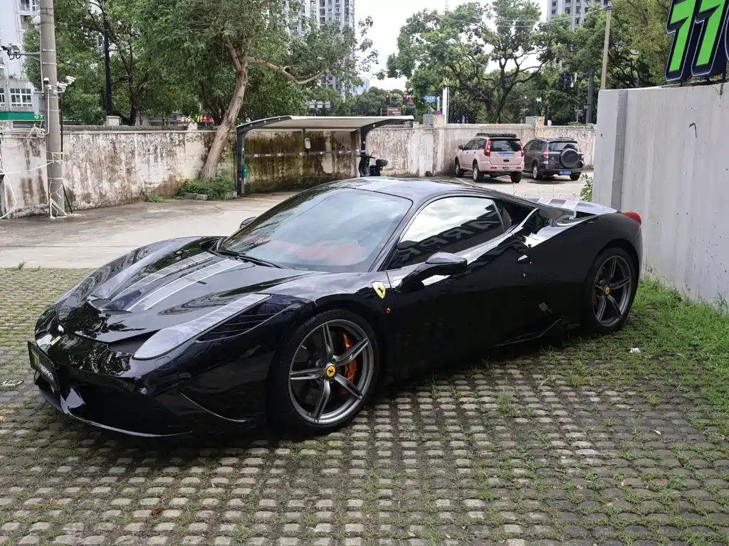 Ferrari 458