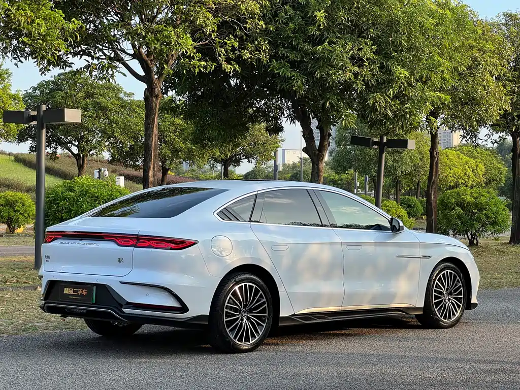 BYD Han — миниатюра 5