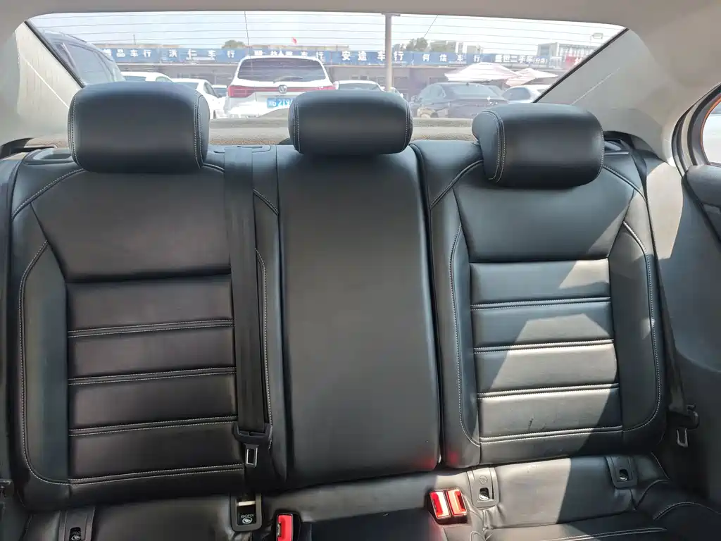 Volkswagen Lamando — миниатюра 10