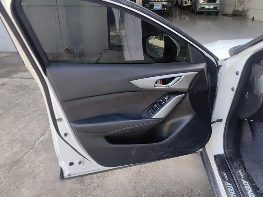 Mazda CX-4 — миниатюра 7