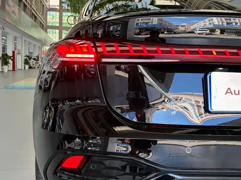 Audi A5L — миниатюра 5