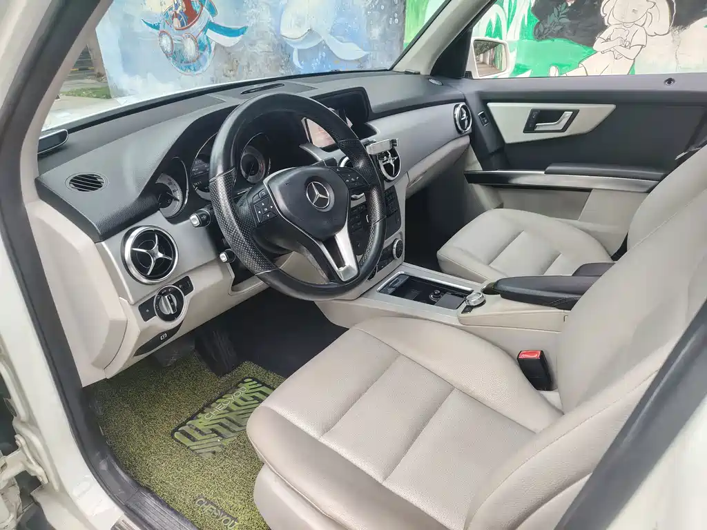 Mercedes-Benz GLK-Class — миниатюра 8