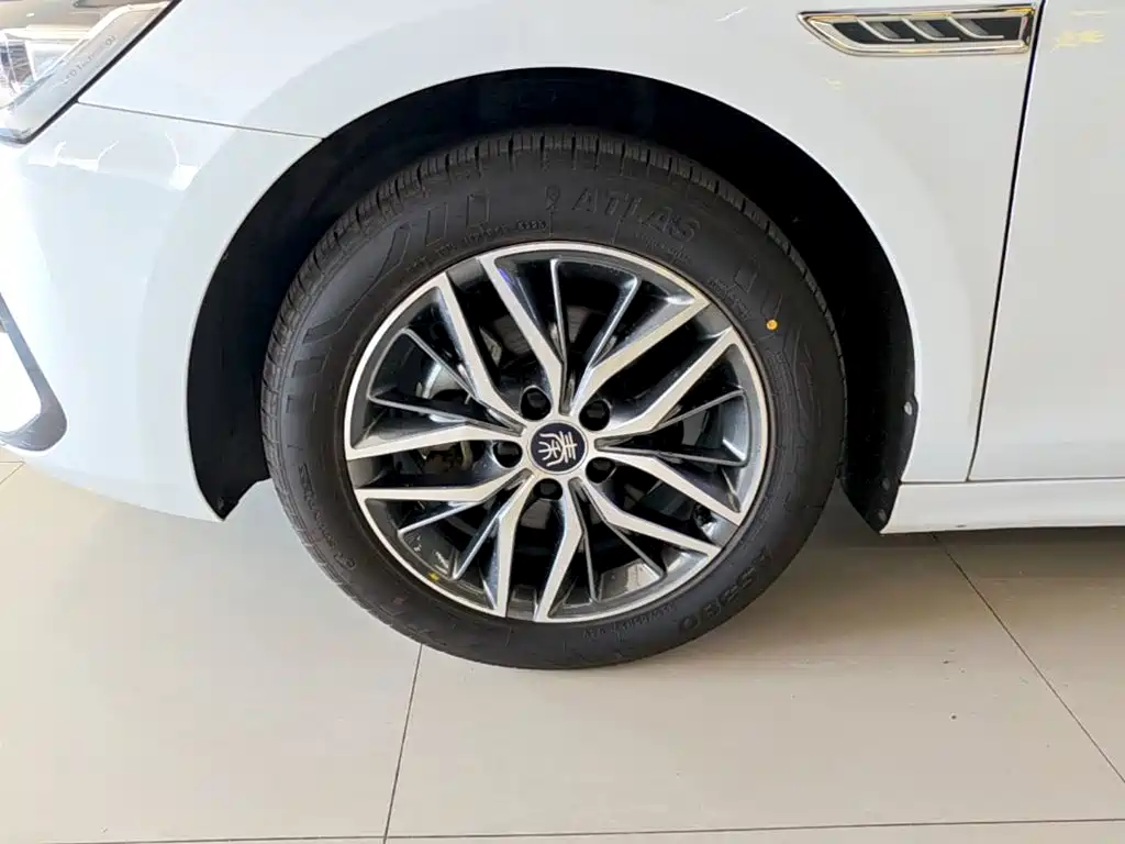 BYD Qin PLUS — миниатюра 23