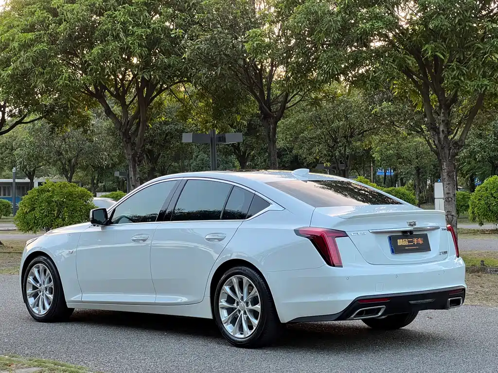 Cadillac CT5 — миниатюра 7