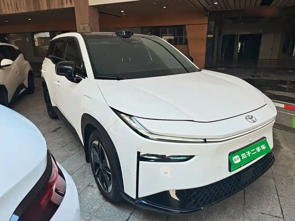 Toyota bZ3X — миниатюра 4