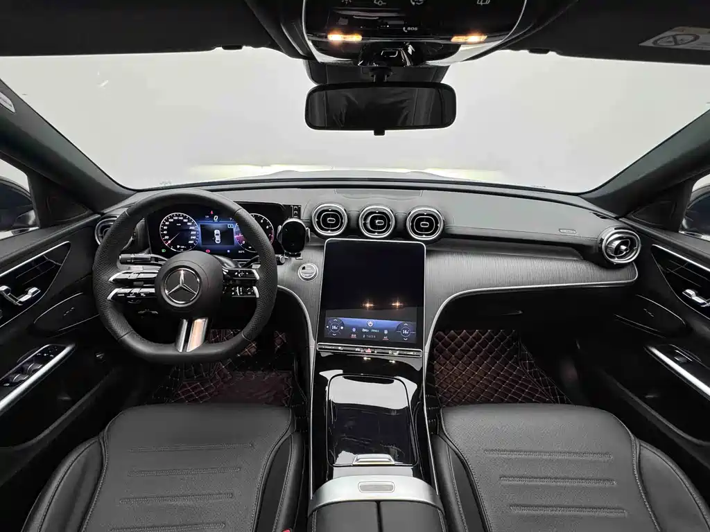 Mercedes-Benz C-Class — миниатюра 5