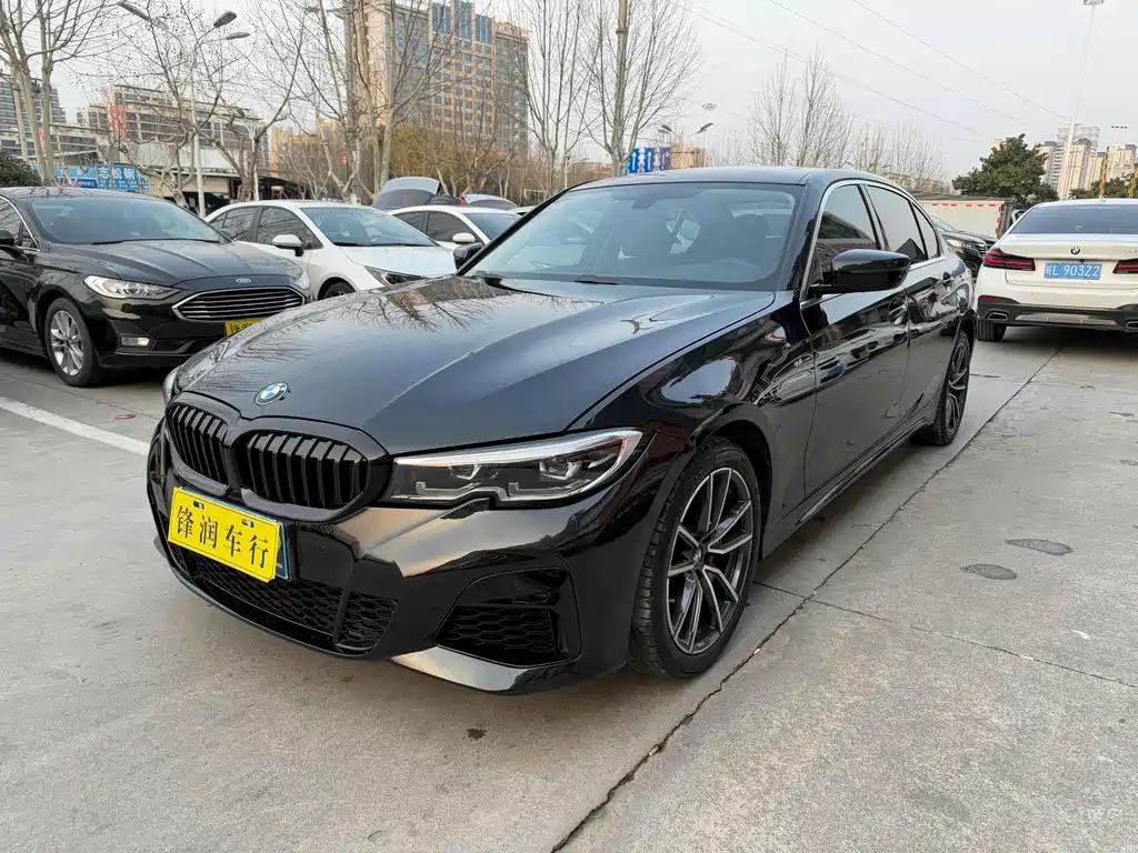 BMW 3 Series 2021