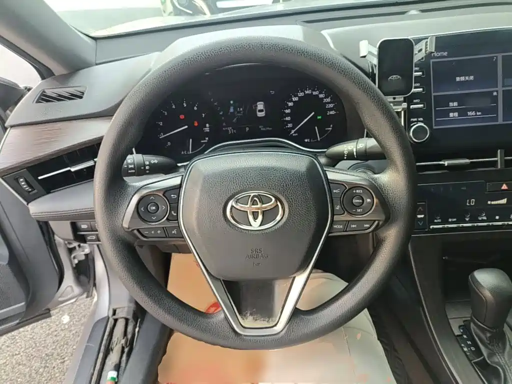 Toyota Avalon — миниатюра 11