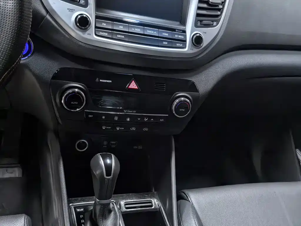 Hyundai Tucson — миниатюра 9