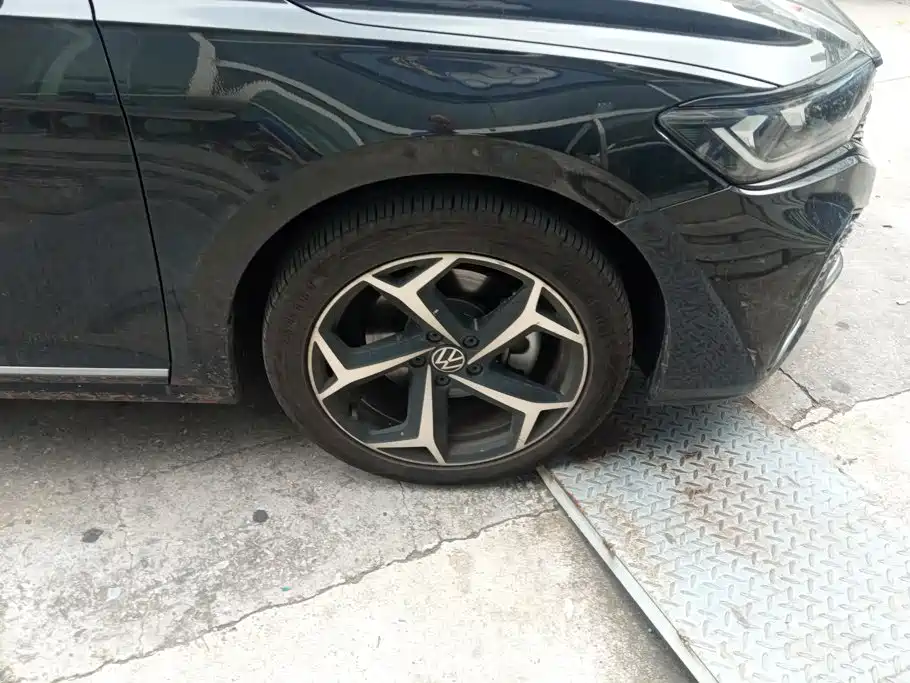 Volkswagen Passat — миниатюра 6