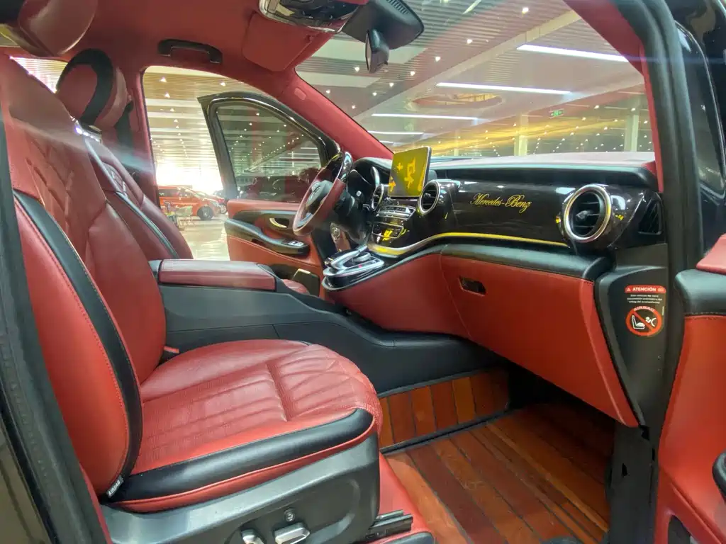 Mercedes-Benz 奔驰V级(进口) — миниатюра 4