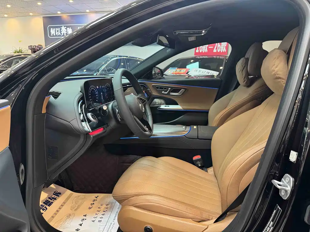Mercedes-Benz E-Class — миниатюра 5