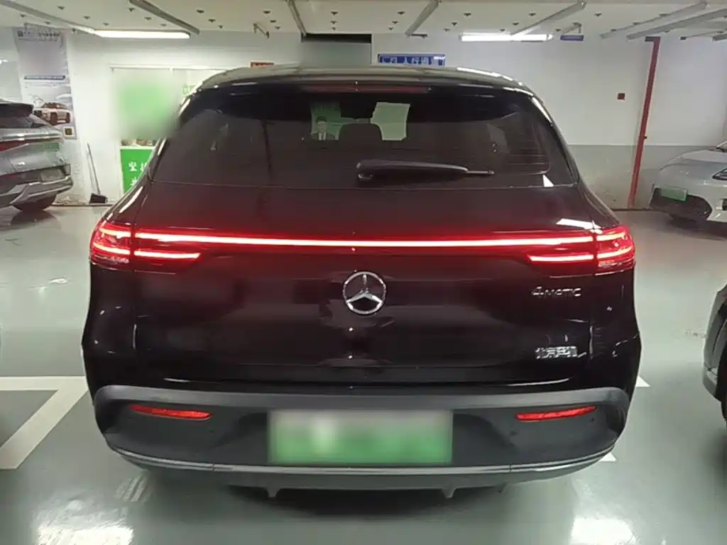 Mercedes-Benz EQC — миниатюра 6