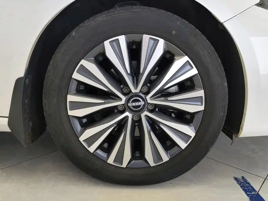 Nissan Teana — миниатюра 6
