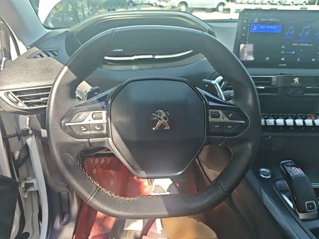 Peugeot 4008 — миниатюра 11