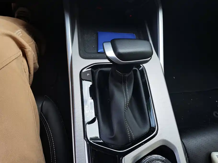 Geely Emgrand — миниатюра 16