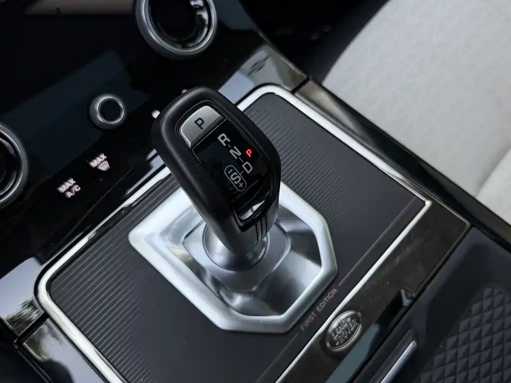 Land Rover Evoque — миниатюра 10