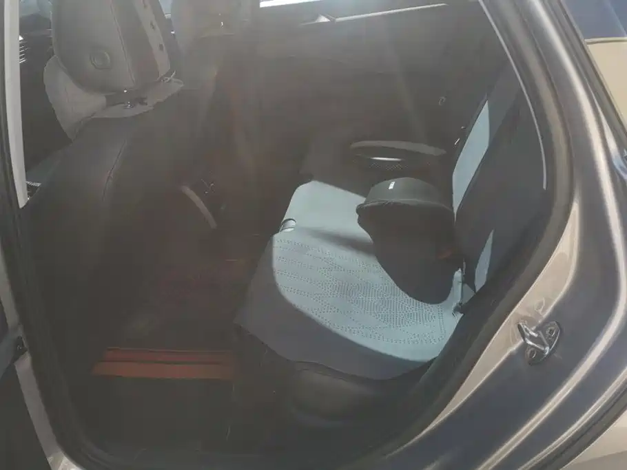 Volkswagen Sagitar — миниатюра 11