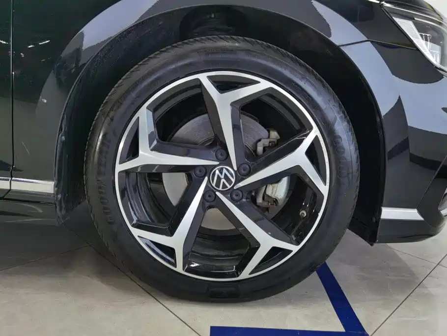 Volkswagen Magotan — миниатюра 6