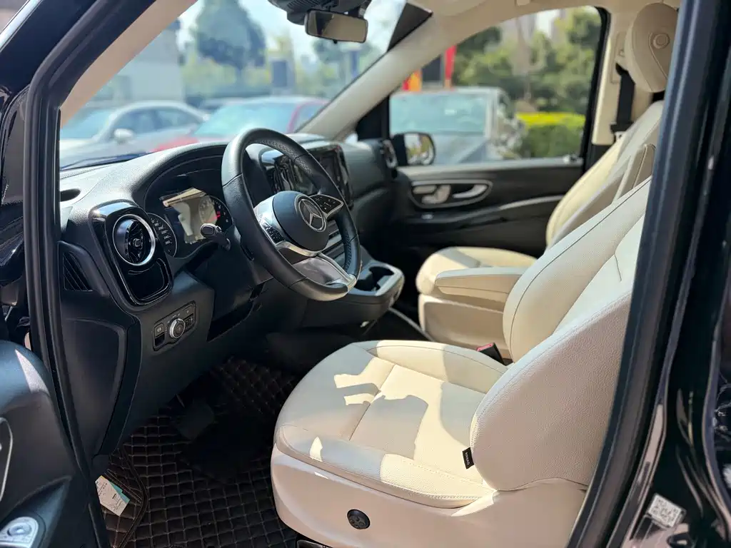 Mercedes-Benz Vito — миниатюра 14