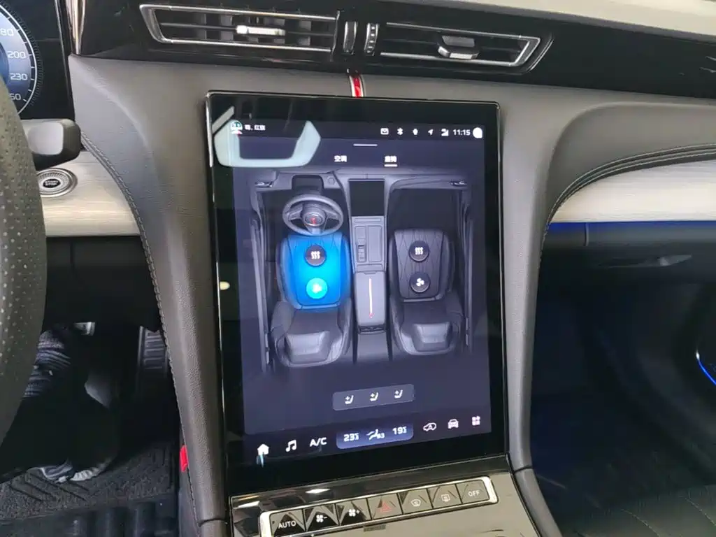 Hongqi Hongqi H5 — миниатюра 18