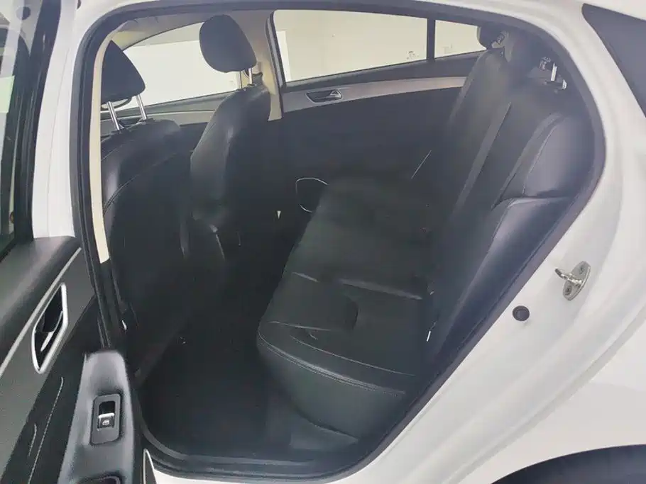 Chery Arrizo 5 — миниатюра 11