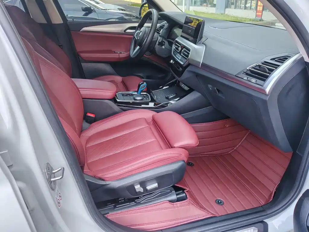 BMW iX3 — миниатюра 9