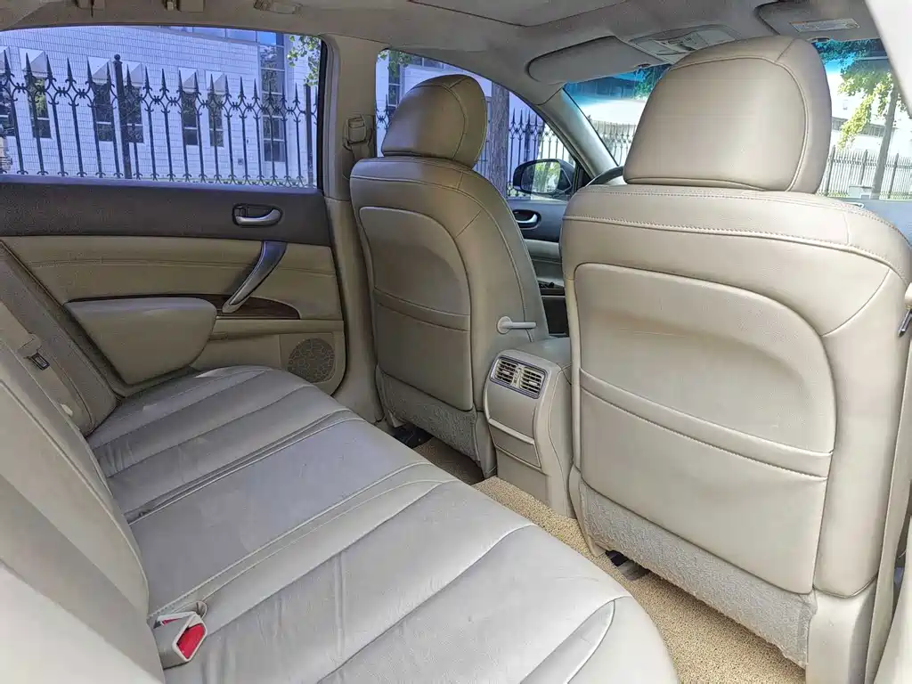 Nissan Teana — миниатюра 6