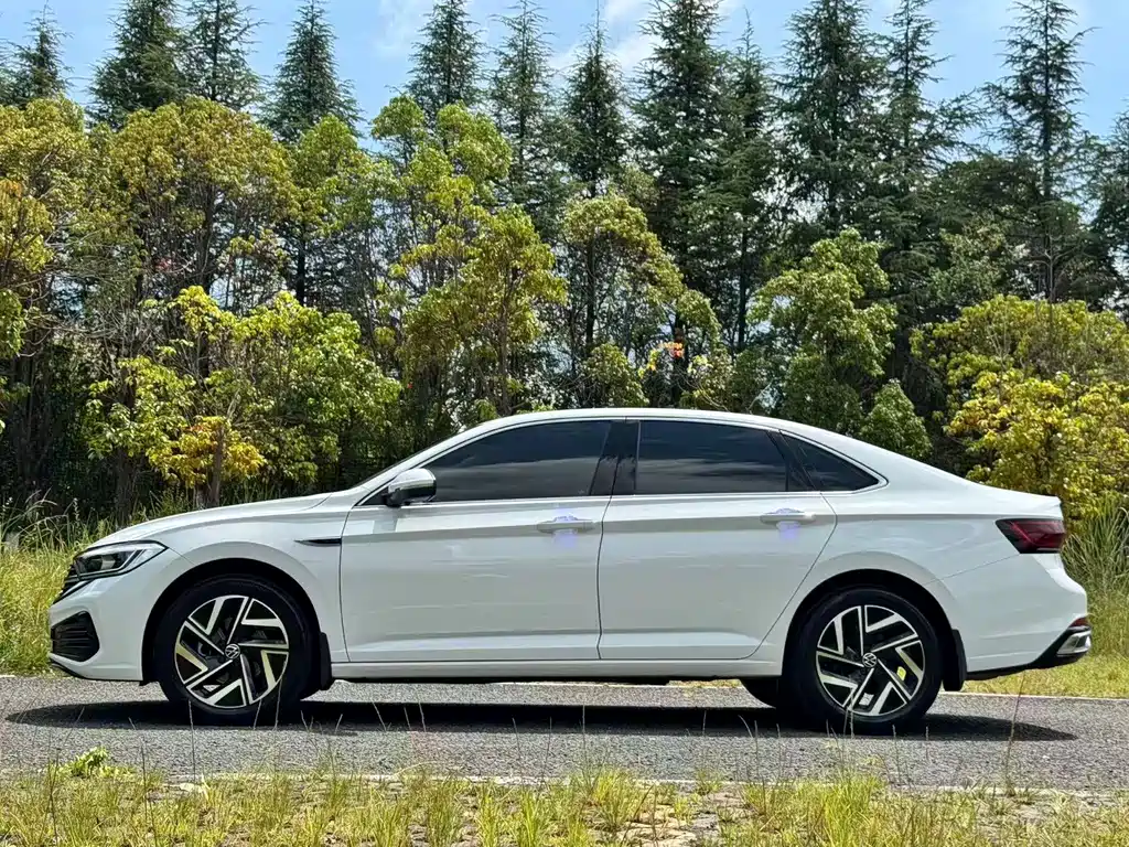 Volkswagen Sagitar — миниатюра 10