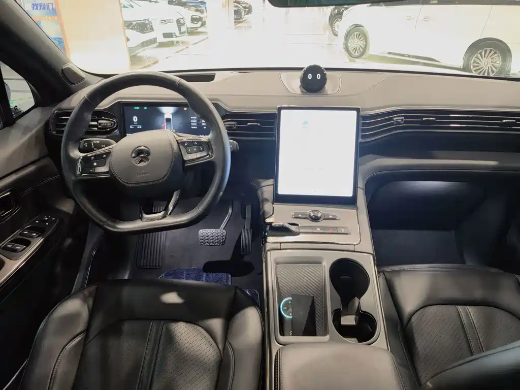 NIO ES6 — миниатюра 5