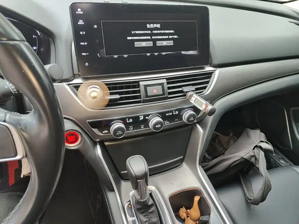 Honda Accord — миниатюра 13