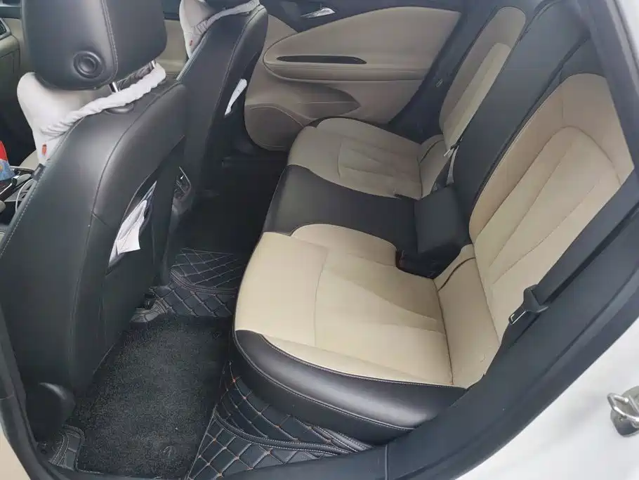 Buick Verano — миниатюра 11